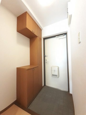 玄関　落ち着いた玄関です