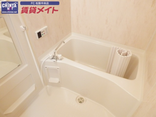 バス・シャワールーム　別部屋のお写真です！