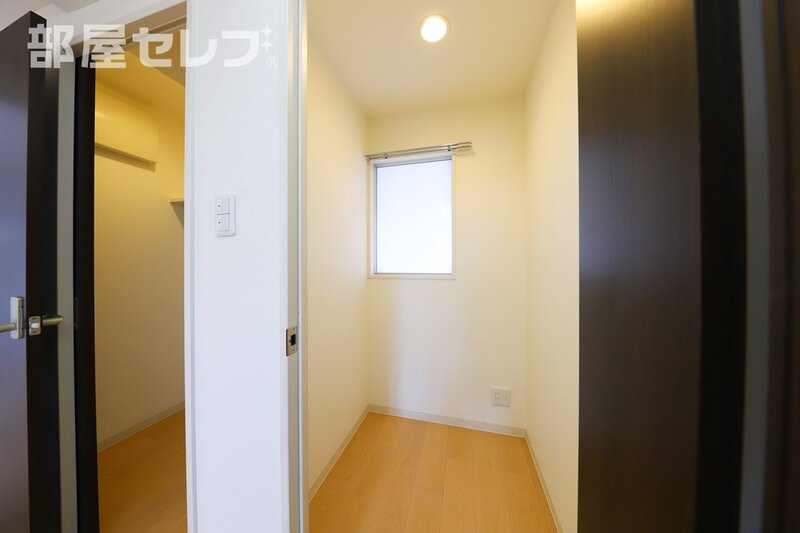 収納　収納部屋がなんと二つも。