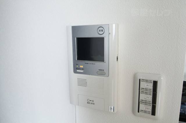 セキュリティ　オートロックもあって安心。