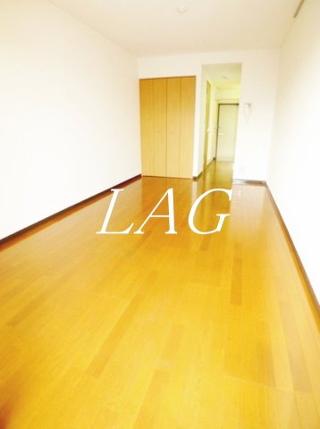 居室・リビング　洋室のお部屋です。（同仕様です。）