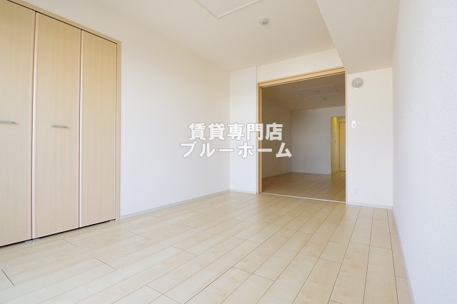 その他部屋・スペース　7.2帖の明るい洋室！