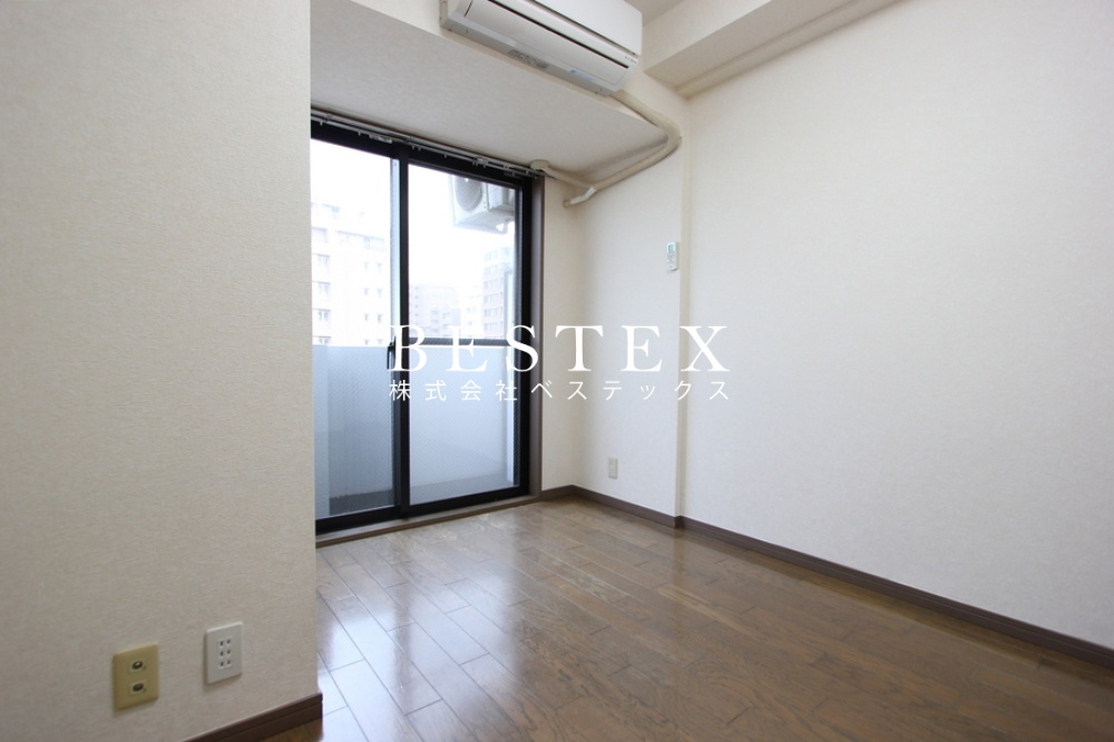 居室・リビング　※同タイプ・別部屋の参考写真です。