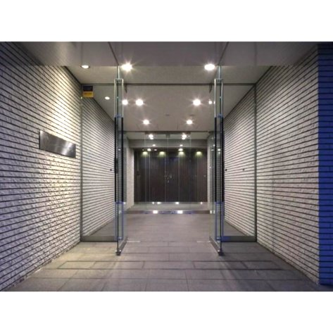 エントランス　※別室参考写真