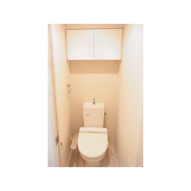 トイレ　※同仕様写真含む
