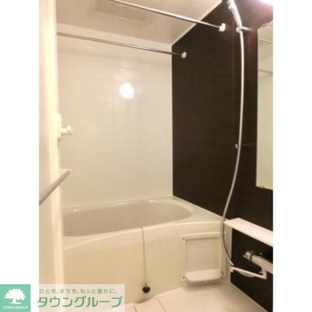 バス・シャワールーム　※写真は同タイプ住戸です。