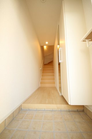 玄関　落ち着いた玄関です