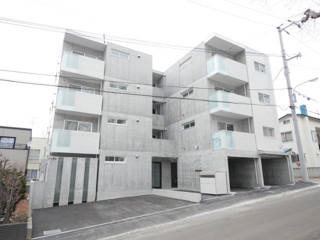 建物外観　☆地下鉄東西線【白石駅】まで徒歩9分！