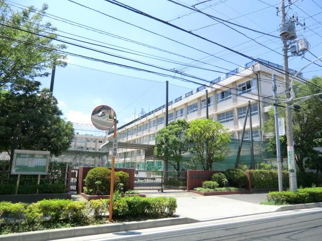 中学校　水元中学校（中学校）まで210m