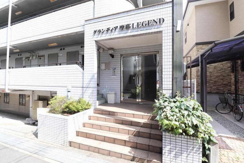 エントランス　オートロック付きのエントランスでセキュリティも安心ですね