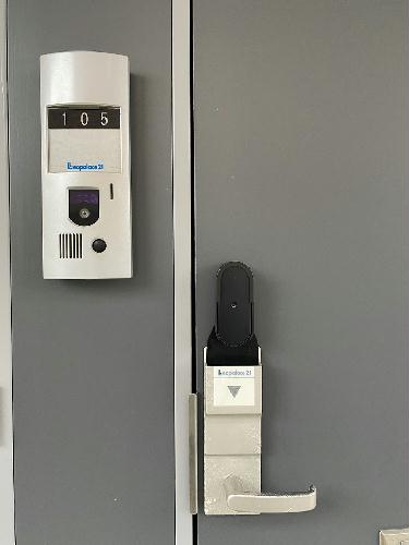 セキュリティ　備品や設備仕様は号室等により異なるため現地をご確認ください。