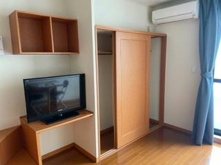 居室・リビング　備品や設備仕様は号室等により異なるため現地をご確認ください。