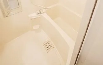 バス・シャワールーム　写真は同タイプ住居です。