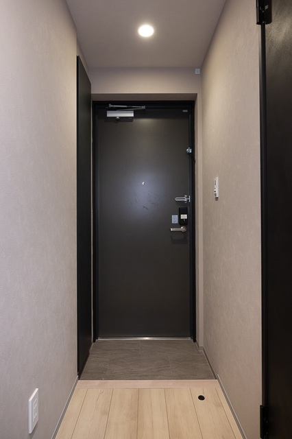 玄関　※写真は同タイプ住戸です。