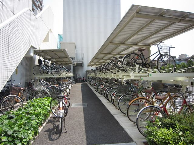 庭　駐輪場