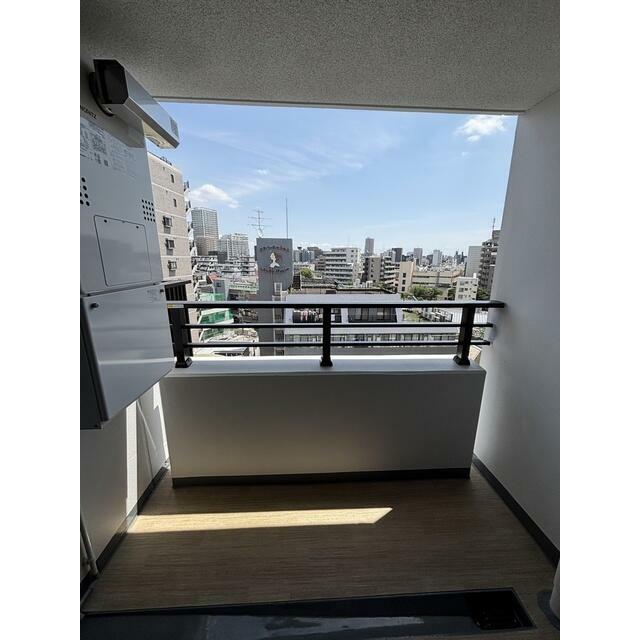 バルコニー　広々としたバルコニーで眺め◎