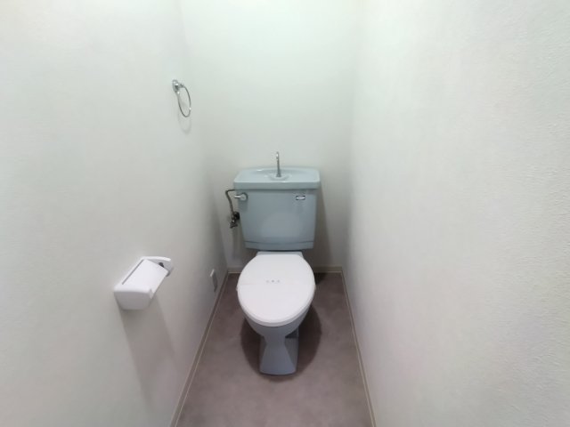 トイレ　ゆったりとした空間のトイレです