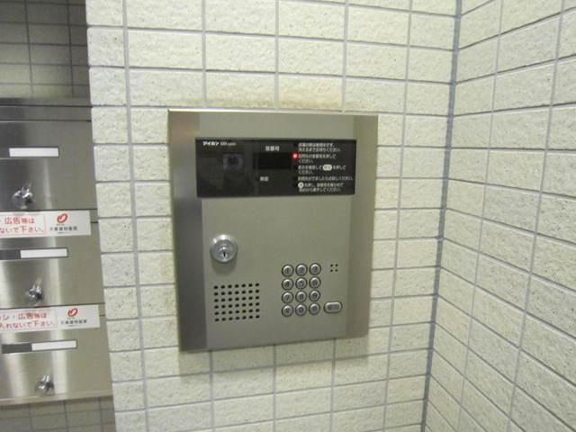 エントランス　オートロック