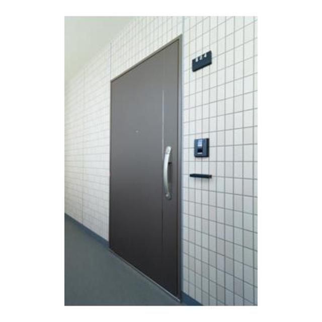 玄関　※写真は同タイプ住戸です。