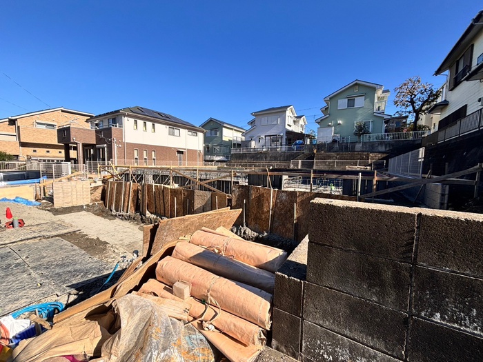 建物外観　建築中