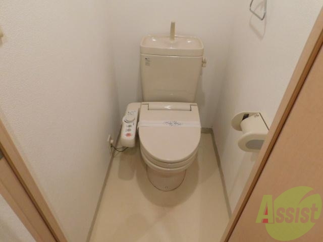 トイレ　ウォシュレットついてます