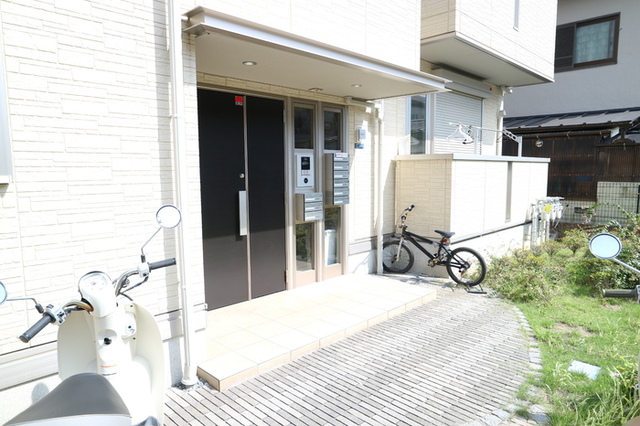 エントランス　エントランス