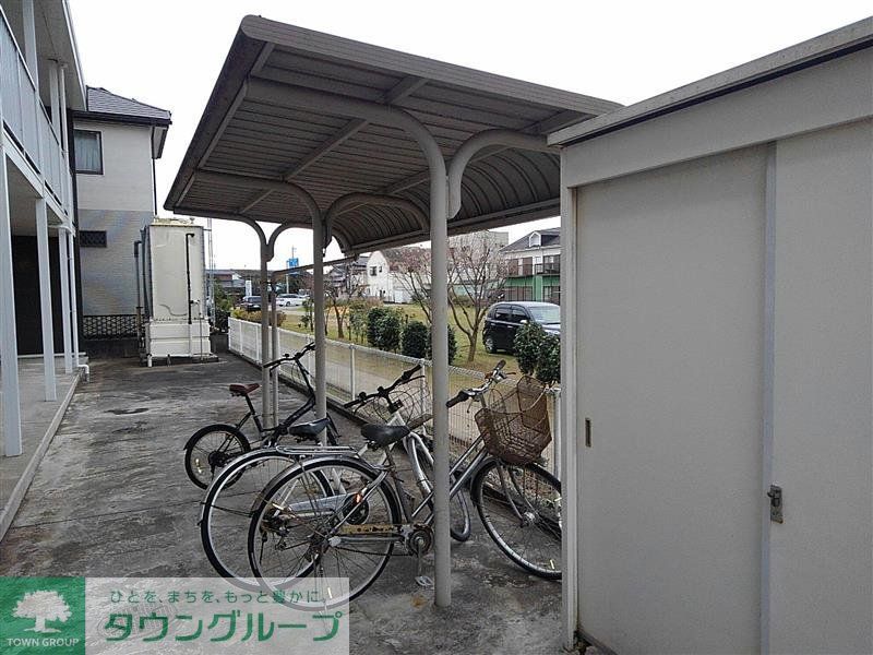 その他　駐輪場完備