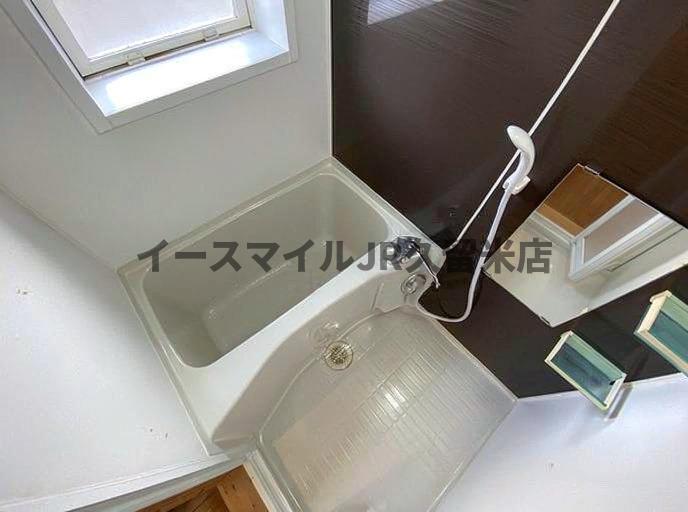 バス・シャワールーム　ゆったり過ごせるお風呂です