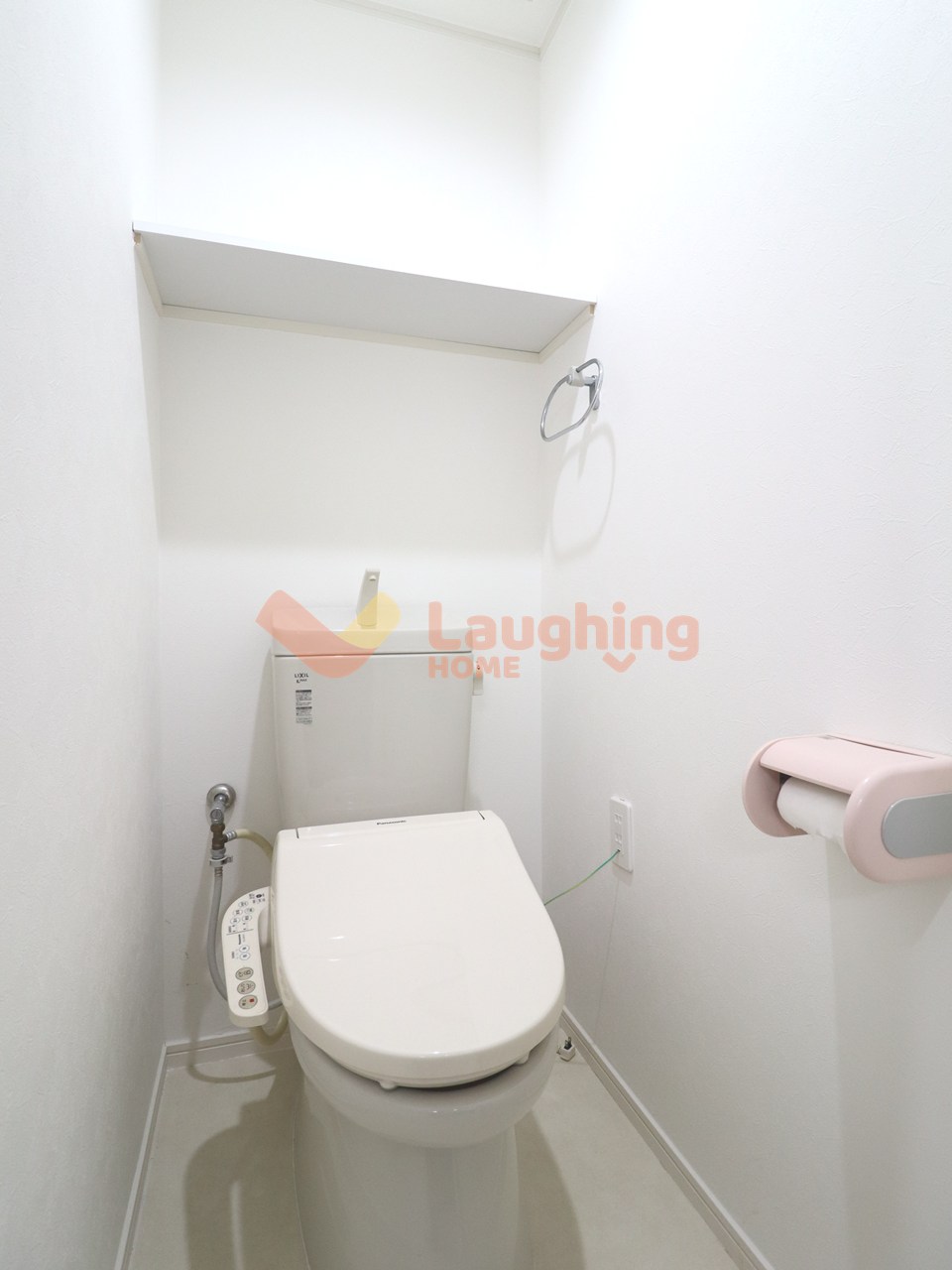 トイレ　ゆったりとした空間のトイレです※現在リノベーション中です