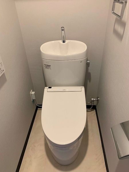 トイレ　写真は同タイプ住居です