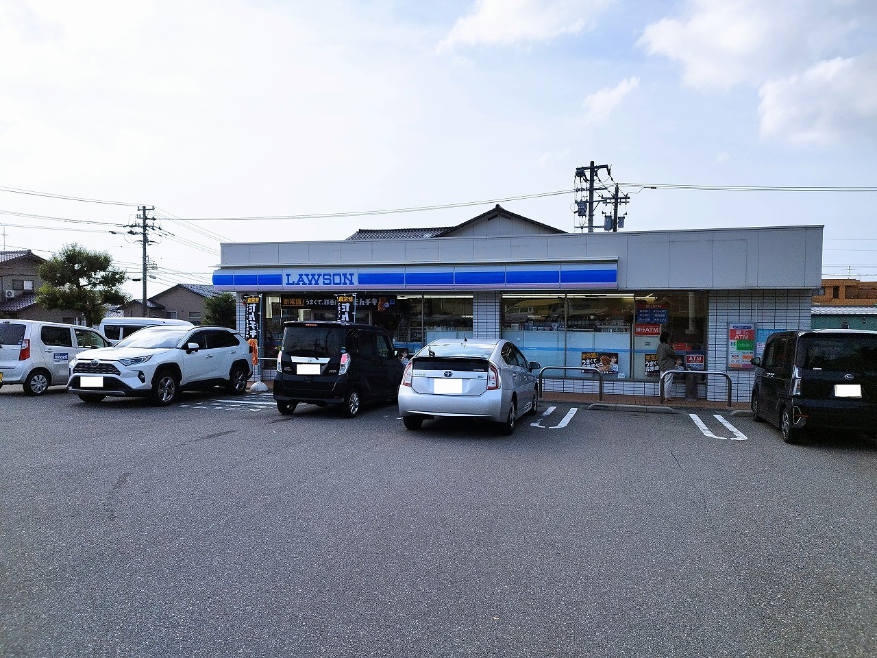 コンビニ　ローソン金沢長坂店（コンビニ）まで509m
