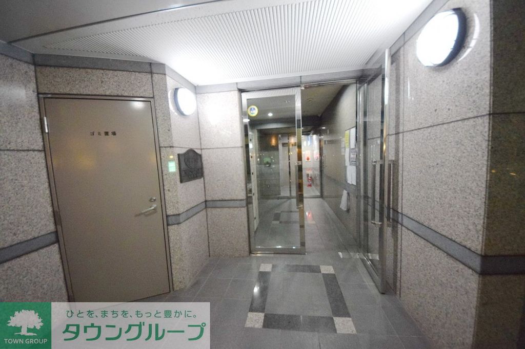 エントランス　エントランス