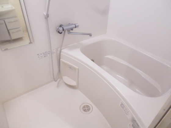 バス・シャワールーム　※掲載写真は同マンション別部屋参考写真となります。