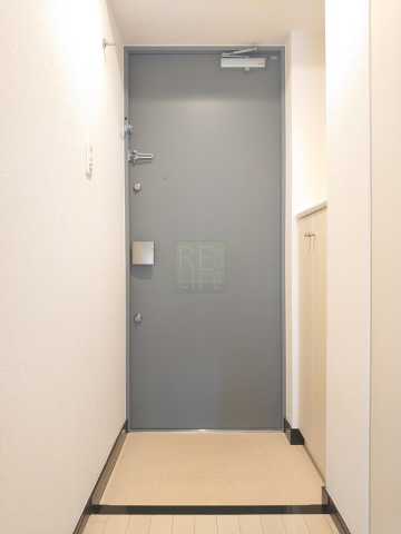玄関　コンフォリア下北沢