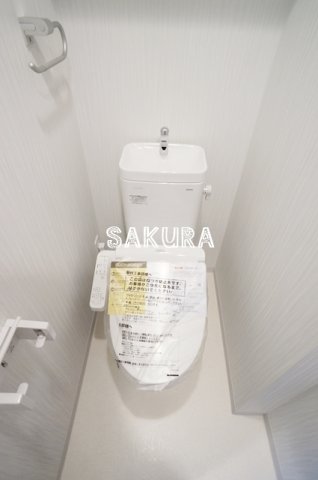 トイレ　嬉しい温水洗浄便座♪