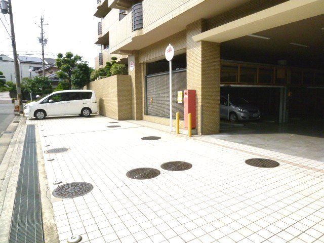 駐車場　駐車場です。