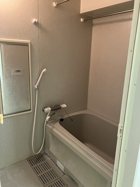 バス・シャワールーム　浴室換気乾燥機・追焚機能