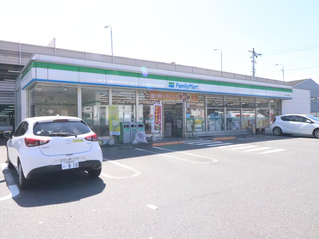 コンビニ　ファミリーマート廿日市上の浜店（コンビニ）まで1318m