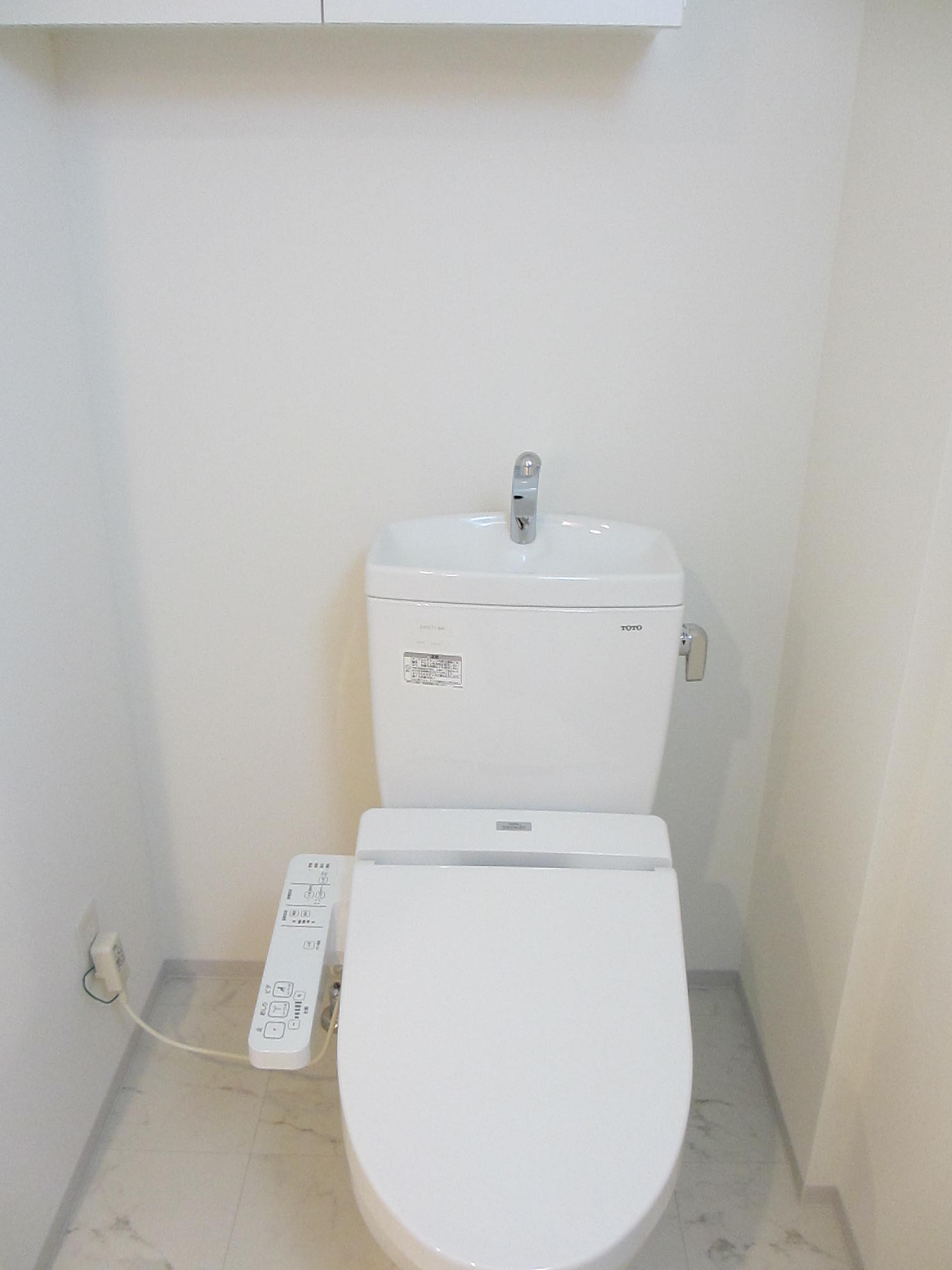 トイレ　※同物件、別部屋になります。