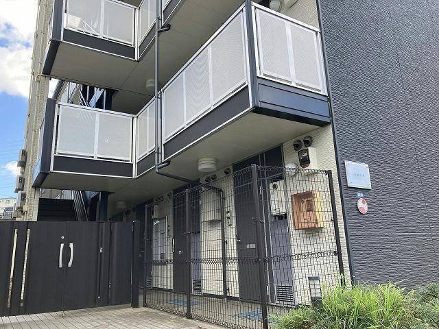 エントランス　オートロック付きです