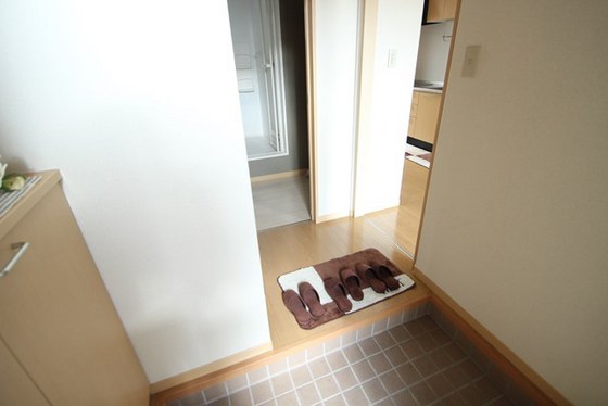 玄関　※別部屋の写真です