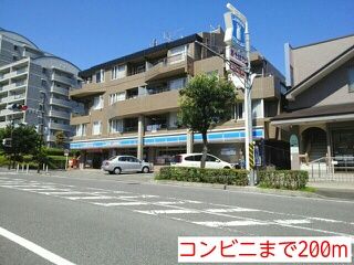 コンビニ　コンビニ（コンビニ）まで200m