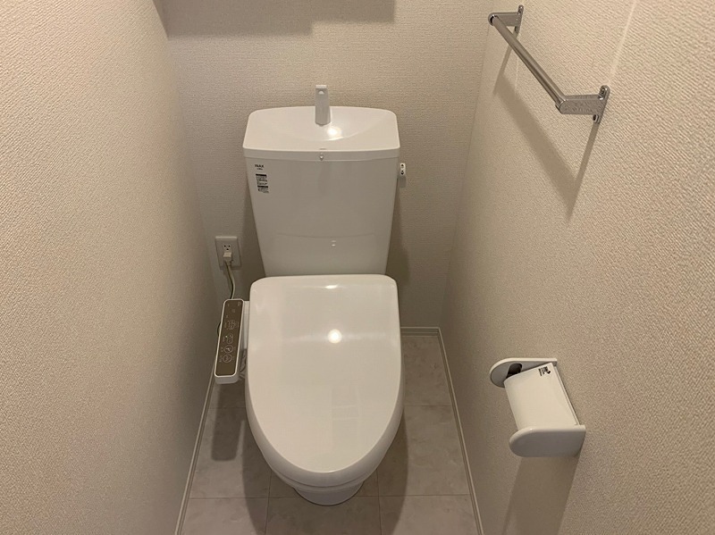 トイレ　別部屋参考写真