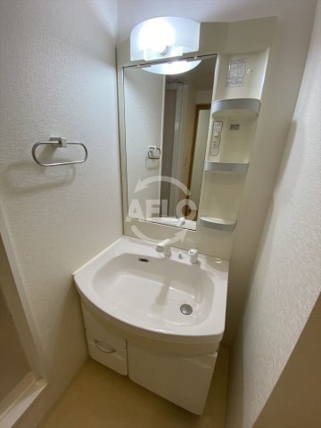 洗面設備　プルミエール南本町　独立洗面台