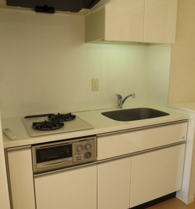 キッチン　※こちらのお写真は他部屋になり参考写真です