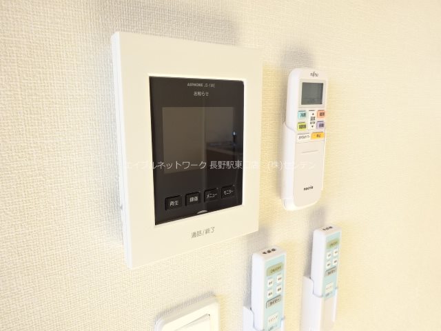セキュリティ　写真は201号室です（参考）
