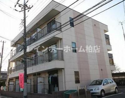 建物外観　外観は落ち着いています