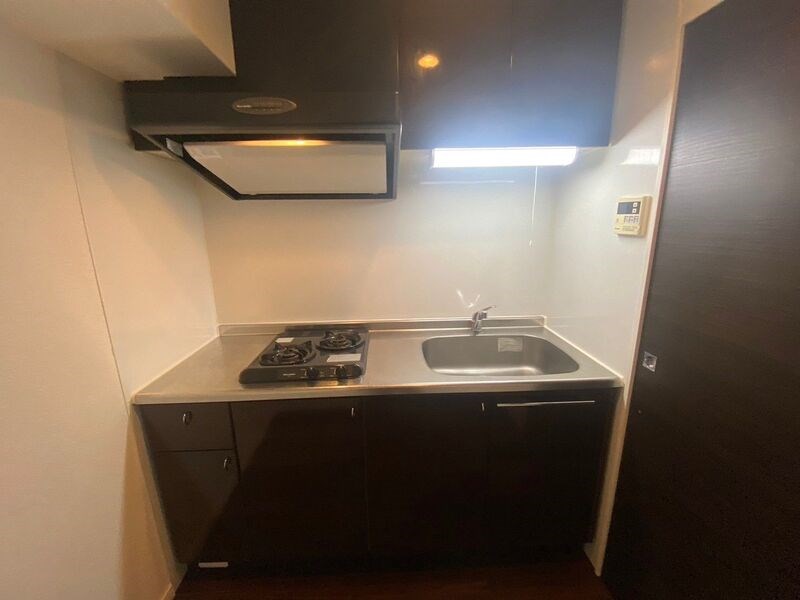 キッチン　※同物件別部屋参考画像