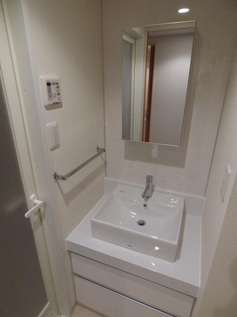 洗面設備　別タイプ部屋　参考写真です