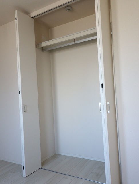 収納　※別部屋の参考写真です
